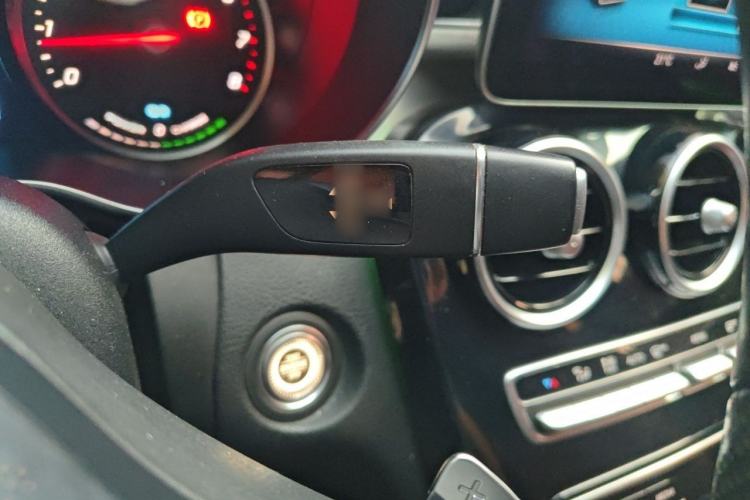 Used Mercedes-Benz C-Class 2019 C 260 Sport Edition Gear Lever