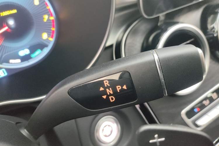 Used Mercedes-Benz C-Class 2019 Restyled C 260 L Sport Edition Gear Lever