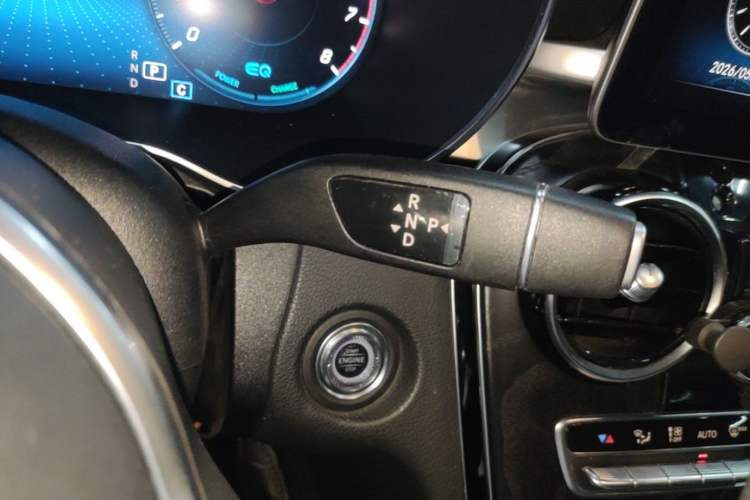 Used Mercedes-Benz C-Class 2019 Restyled C 260 L Sport Edition Gear Lever