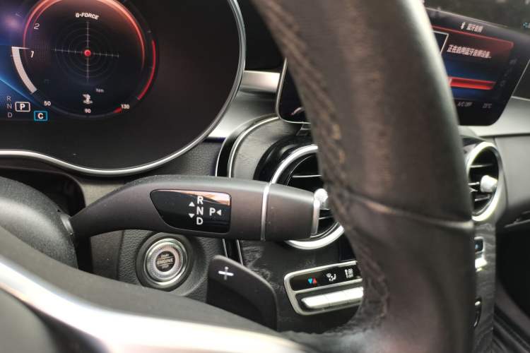 Used Mercedes-Benz C-Class 2019 C 260 L 4MATIC Sport Edition Gear Lever