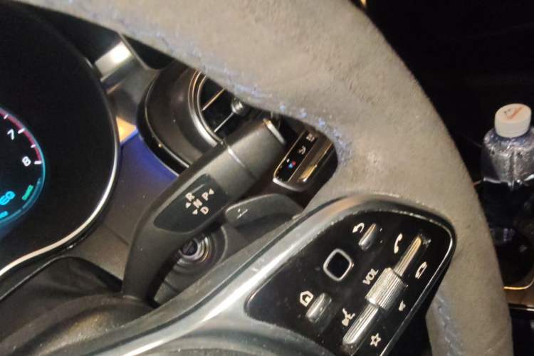Used Mercedes-Benz C-Class 2019 C 260 Estate Gear Lever