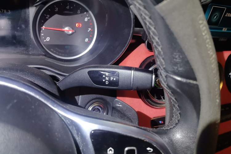 Used Mercedes-Benz C-Class 2019 C 260 L Sport Edition Gear Lever