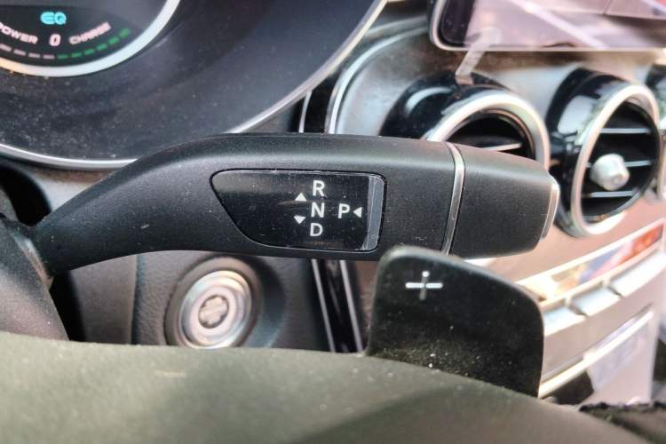 Used Mercedes-Benz C-Class 2019 C 260 L Sport Edition Gear Lever