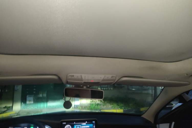 Used Mercedes-Benz C-Class 2019 Restyled C 260 L Sport Edition Headliner