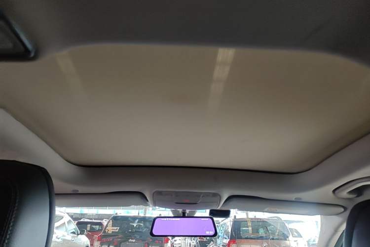 Used Mercedes-Benz C-Class 2019 C 260 L Sport Edition Headliner