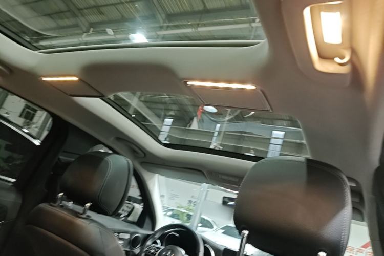Used Mercedes-Benz C-Class 2019 Restyled C 260 L Sport Edition Headliner