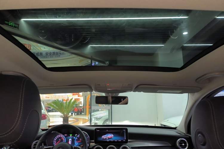 Used Mercedes-Benz C-Class 2019 C 260 Estate Headliner