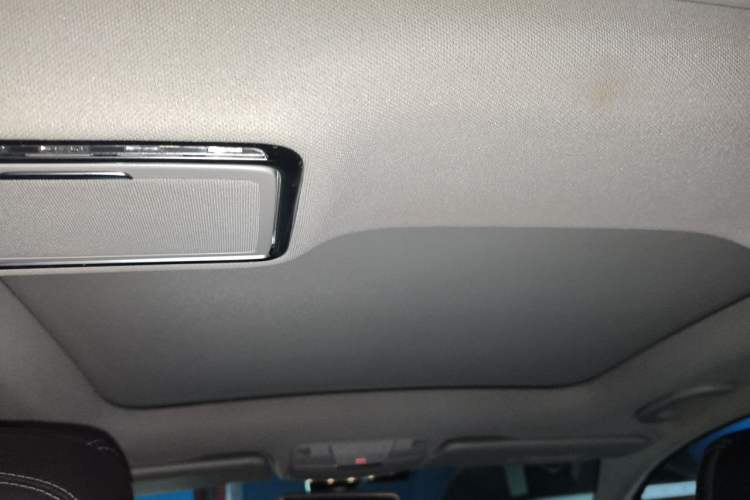 Used Mercedes-Benz C-Class 2019 C 260 L Sport Edition Headliner