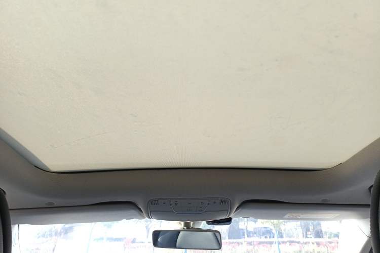 Used Mercedes-Benz C-Class 2019 C 260 L Sport Edition Headliner