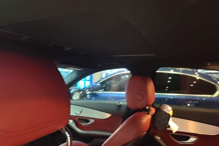 Used Mercedes-Benz C-Class 2019 C 260 Sport Edition Headliner