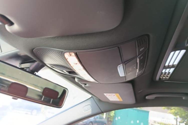 Used Mercedes-Benz C-Class 2019 C 260 Sport Edition Headliner