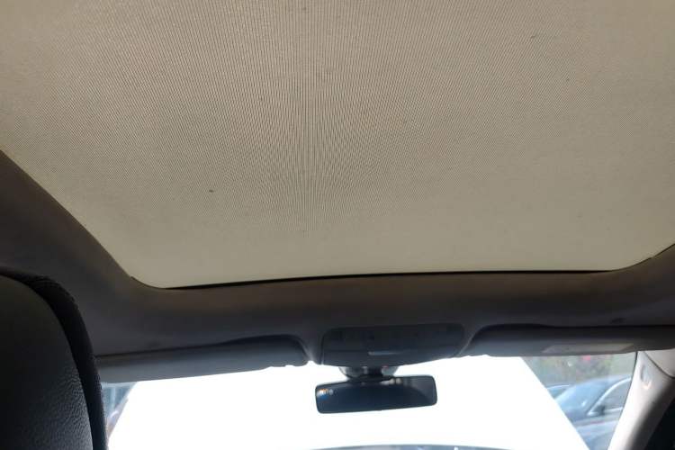 Used Mercedes-Benz C-Class 2019 C 260 L Sport Edition Headliner