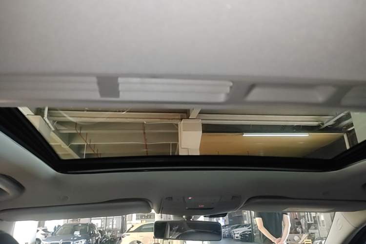 Used Mercedes-Benz C-Class 2019 C 180 L Fashion Edition Sport Version Headliner