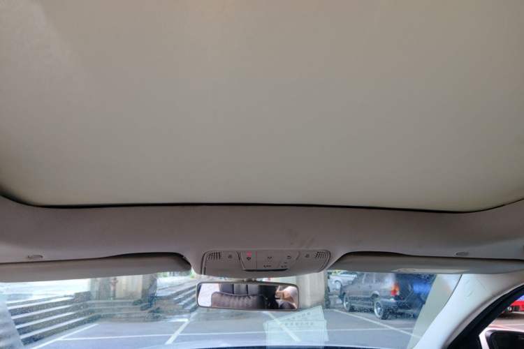 Used Mercedes-Benz C-Class 2019 C 260 L Sport Edition Headliner