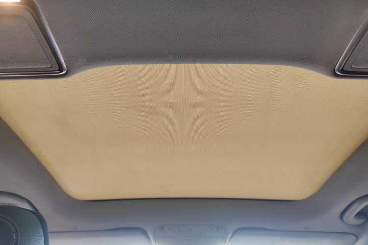 Used Mercedes-Benz C-Class 2019 C 260 L Sport Edition Headliner