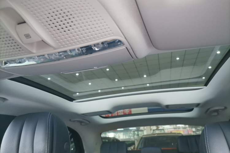 Used Mercedes-Benz C-Class 2019 C 260 L Sport Edition Headliner