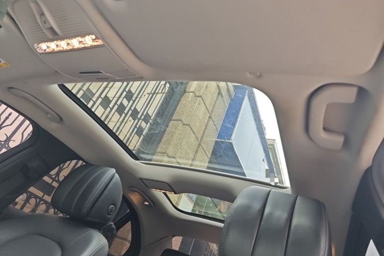 Used Mercedes-Benz C-Class 2019 C 260 L Sport Edition Headliner