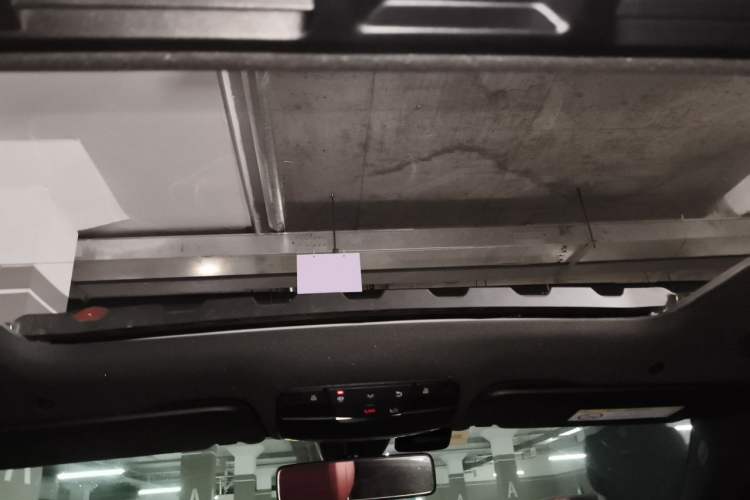 Used Mercedes-Benz C-Class 2019 C 260 Sport Edition Headliner