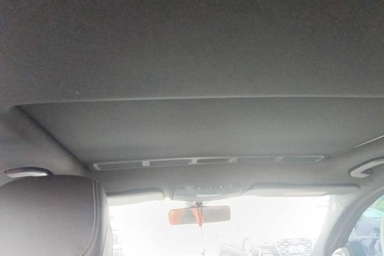 Used Mercedes-Benz C-Class 2019 C 260 Sport Edition Headliner