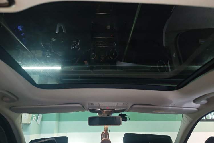 Used Mercedes-Benz C-Class 2019 Restyled C 260 L Sport Edition Headliner