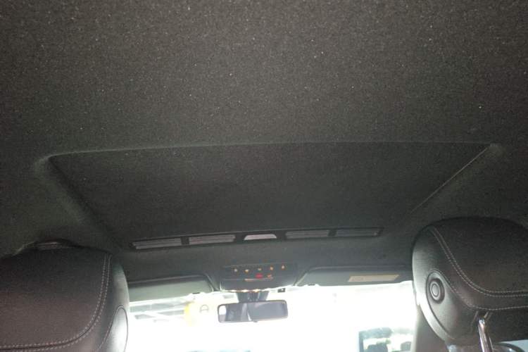 Used Mercedes-Benz C-Class 2019 C 260 Sport Edition Headliner