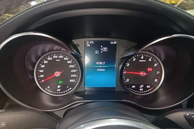 Used Mercedes-Benz C-Class 2019 C 180 L Dynamic Sports Edition Instrument Cluster