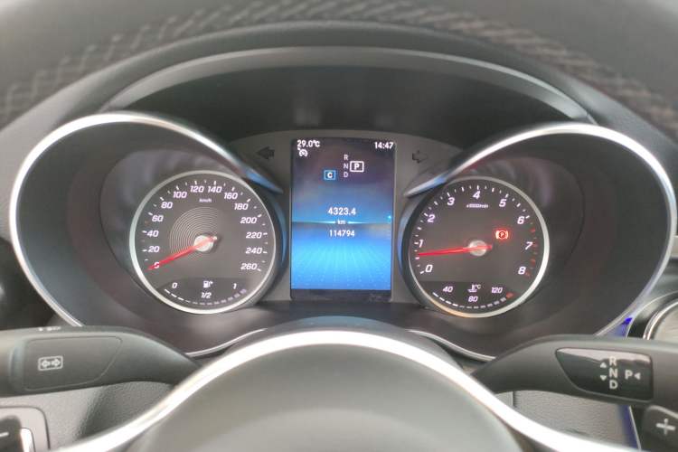 Used Mercedes-Benz C-Class 2019 C 180 L Fashion Edition Sport Version Instrument Cluster