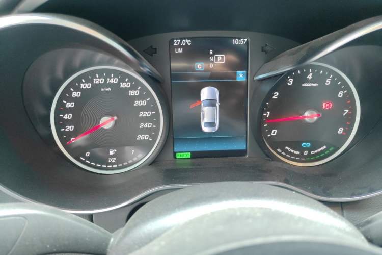 Used Mercedes-Benz C-Class 2019 C 260 Sport Edition Instrument Cluster