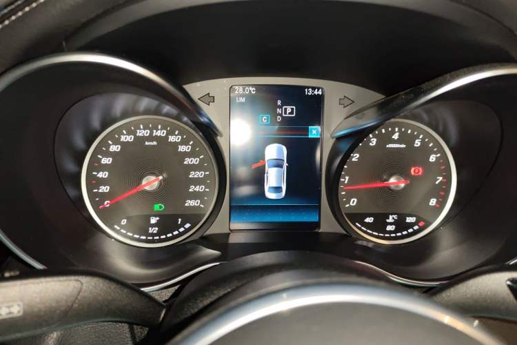 Used Mercedes-Benz C-Class 2019 C 180 L Fashion Edition Sport Version Instrument Cluster