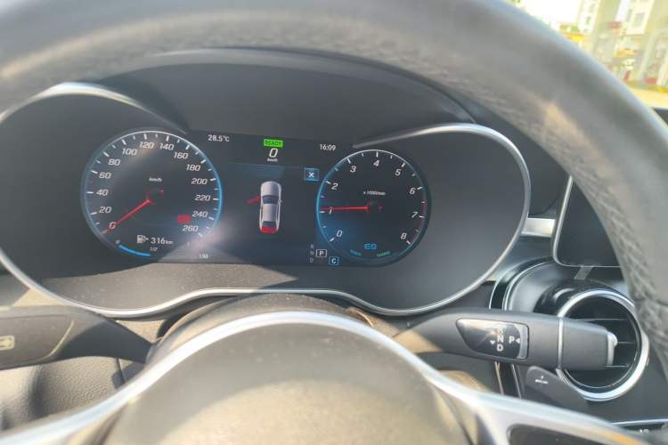 Used Mercedes-Benz C-Class 2019 Restyled C 260 L Sport Edition Instrument Cluster