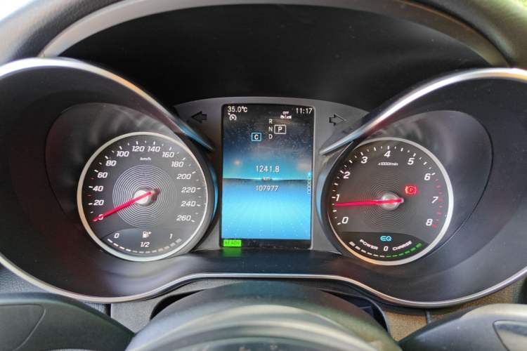 Used Mercedes-Benz C-Class 2019 C 260 Sport Edition Instrument Cluster