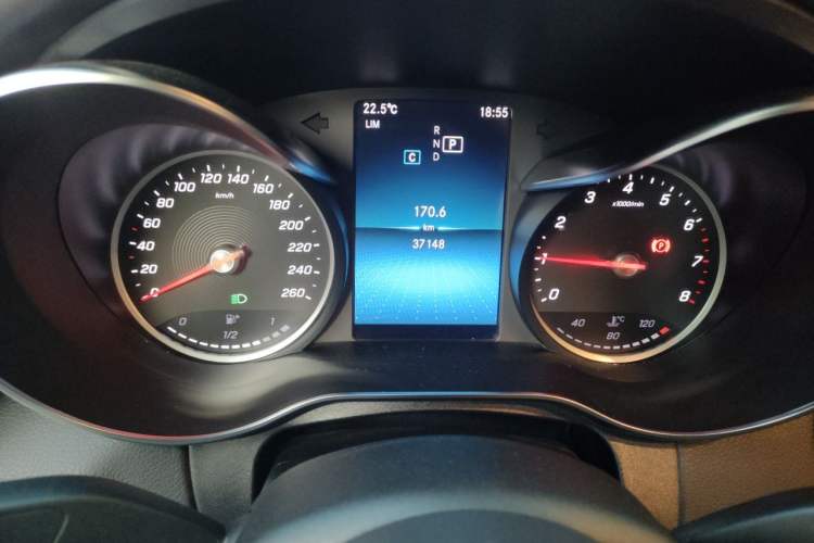 Used Mercedes-Benz C-Class 2019 C 180 L Fashion Edition Sport Version Instrument Cluster