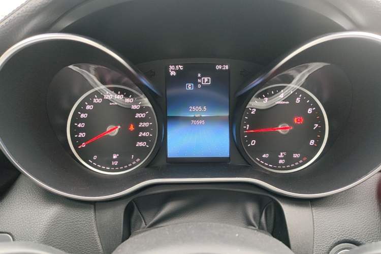 Used Mercedes-Benz C-Class 2019 C 180 L Fashion Edition Sport Version Instrument Cluster