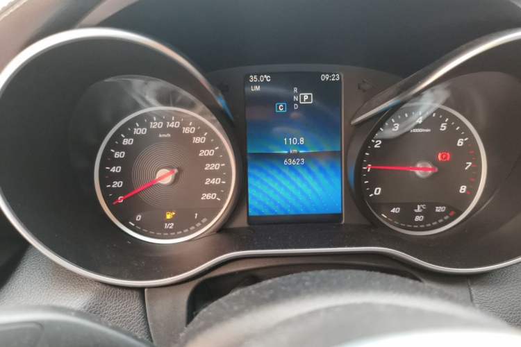 Used Mercedes-Benz C-Class 2019 C 180 L Fashion Edition Sport Version Instrument Cluster