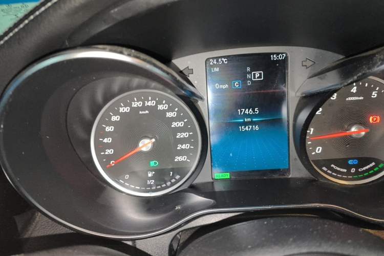 Used Mercedes-Benz C-Class 2019 C 260 L Sport Edition Instrument Cluster