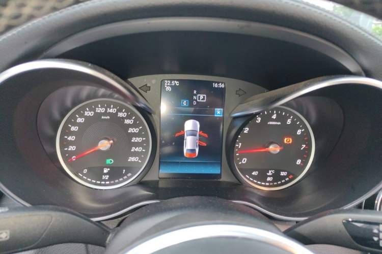 Used Mercedes-Benz C-Class 2019 C 180 L Dynamic Sports Edition Instrument Cluster