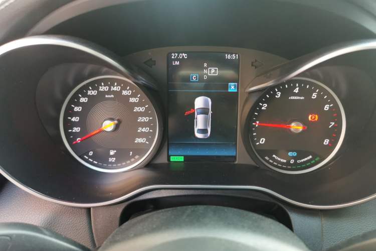 Used Mercedes-Benz C-Class 2019 C 260 L Sport Edition Instrument Cluster