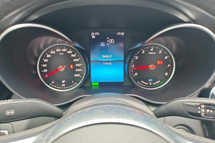 Used Mercedes-Benz C-Class 2019 C 260 Sport Edition 4MATIC Instrument Cluster