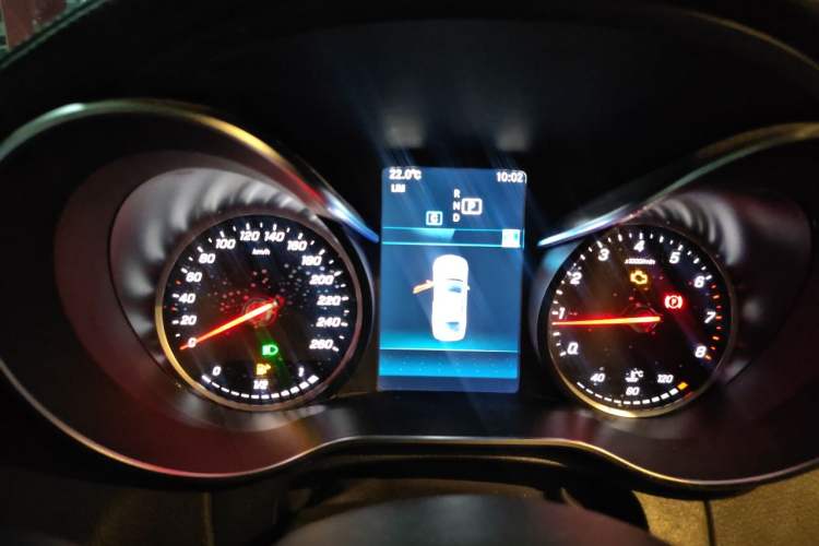 Used Mercedes-Benz C-Class 2019 C 180 L Fashion Edition Sport Version Instrument Cluster