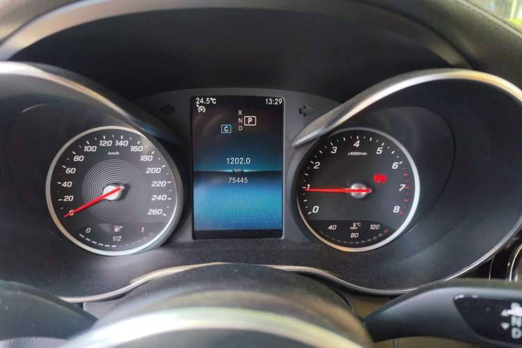 Used Mercedes-Benz C-Class 2019 C 180 L Fashion Edition Sport Version Instrument Cluster
