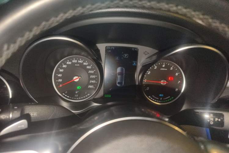 Used Mercedes-Benz C-Class 2019 C 260 Sport Edition Instrument Cluster