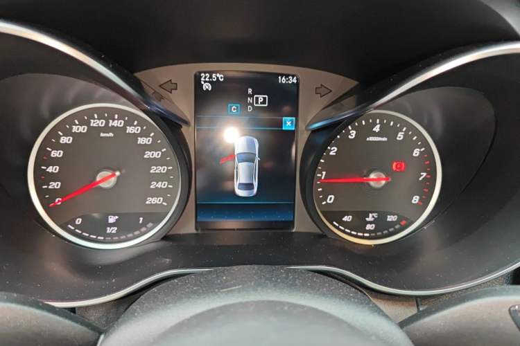 Used Mercedes-Benz C-Class 2019 C 180 L Fashion Edition Sport Version Instrument Cluster