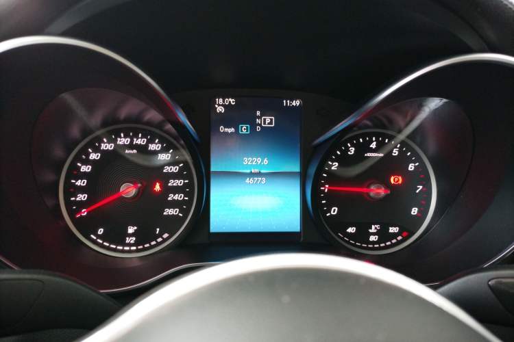 Used Mercedes-Benz C-Class 2019 C 180 L Fashion Edition Sport Version Instrument Cluster