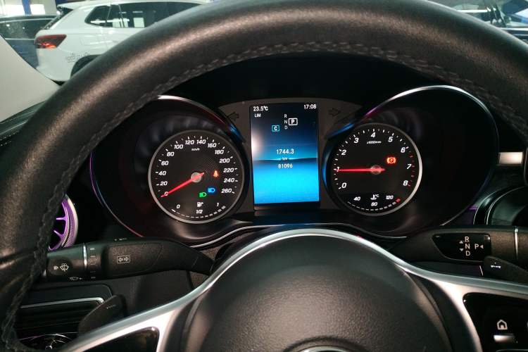 Used Mercedes-Benz C-Class 2019 C 180 L Fashion Edition Sport Version Instrument Cluster