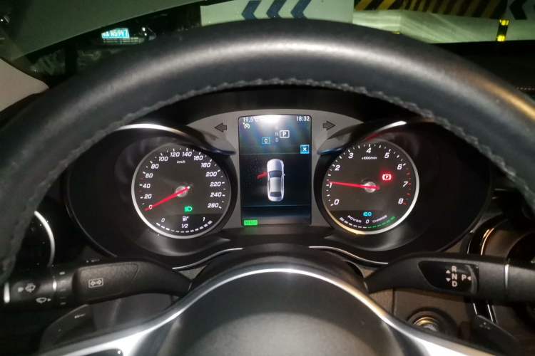 Used Mercedes-Benz C-Class 2019 C 260 L Sport Edition Instrument Cluster