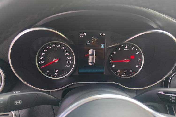 Used Mercedes-Benz C-Class 2019 C 180 L Fashion Edition Sport Version Instrument Cluster