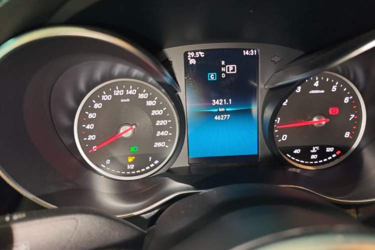 Used Mercedes-Benz C-Class 2019 C 180 L Fashion Edition Sport Version Instrument Cluster