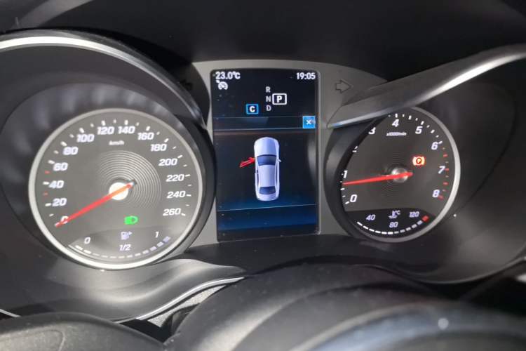 Used Mercedes-Benz C-Class 2019 C 180 L Fashion Edition Sport Version Instrument Cluster