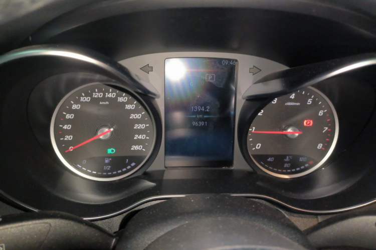Used Mercedes-Benz C-Class 2019 C 180 L Fashion Edition Sport Version Instrument Cluster