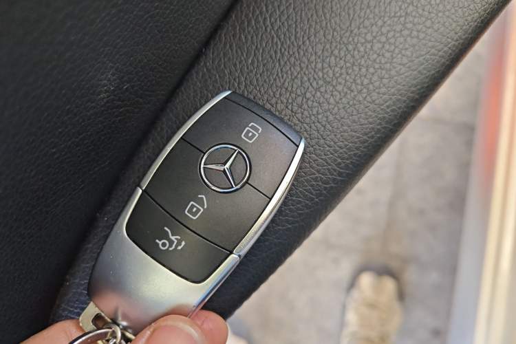 Used Mercedes-Benz C-Class 2019 C 260 L Sport Edition Interior 1
